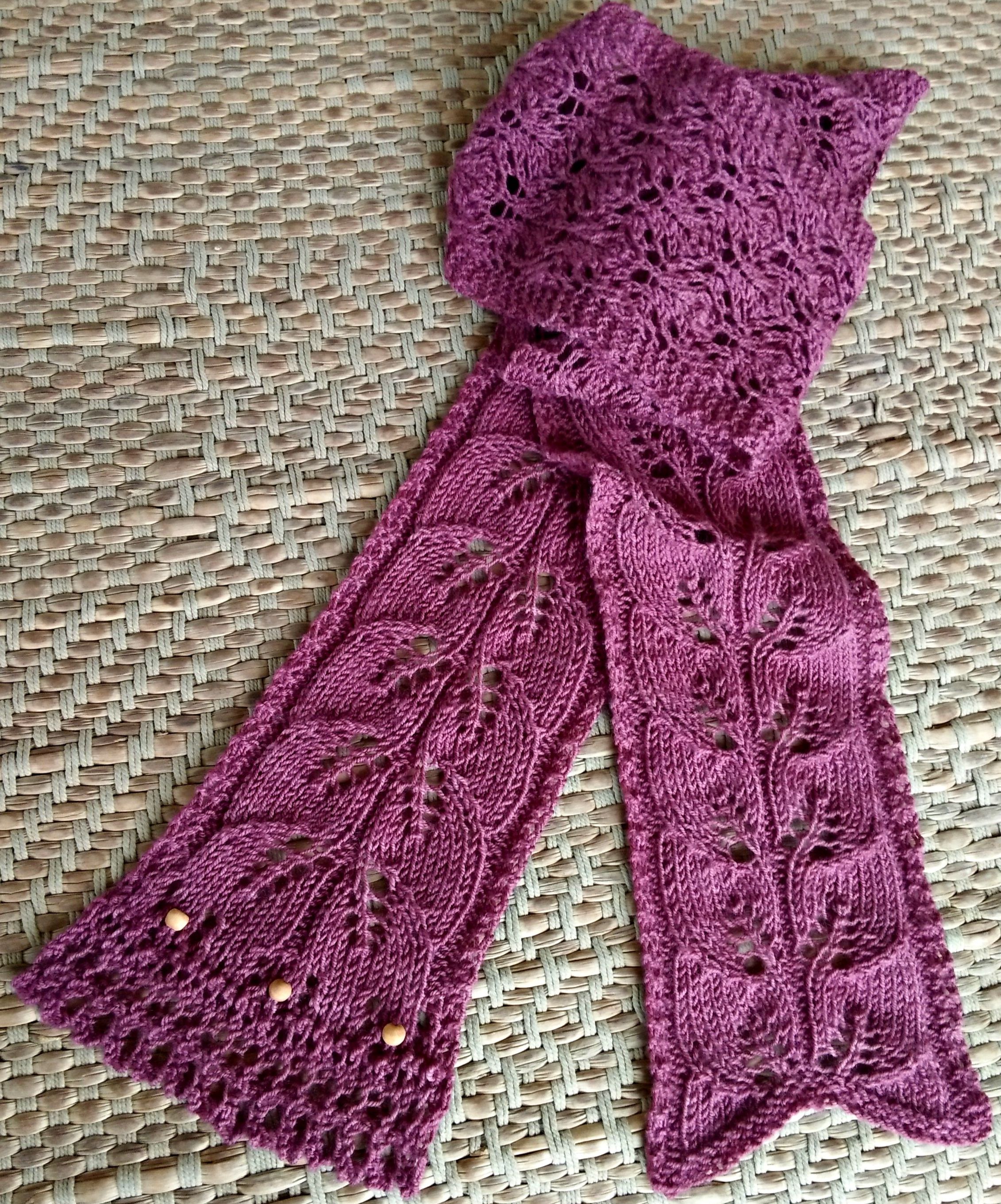 Free Lace Knit Scarf Pattern Skinny Leaves This Man Knits