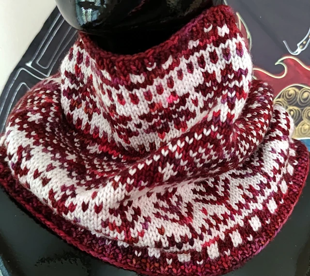 Something Festive Cowl Set