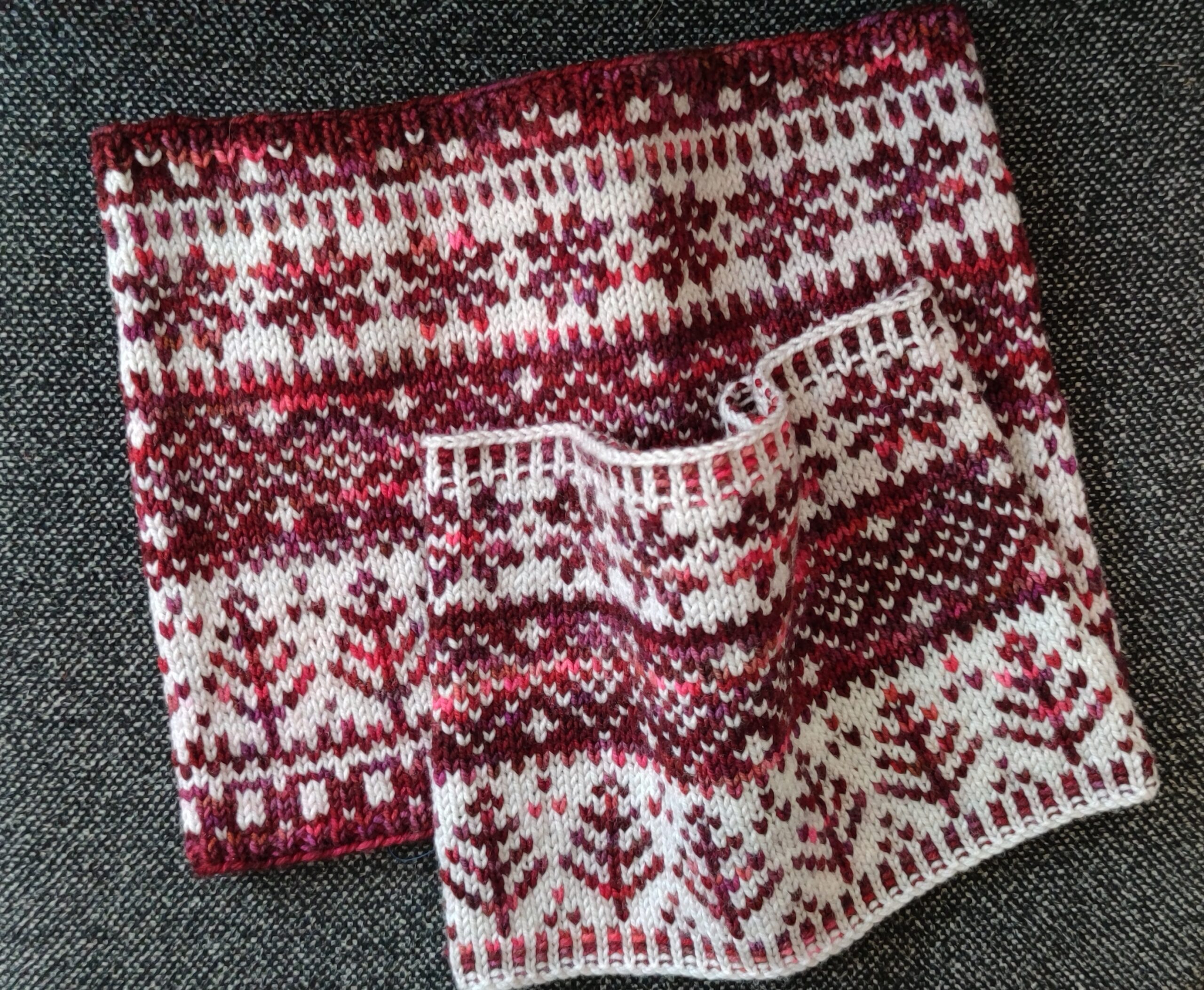 Something Festive Cowl Set